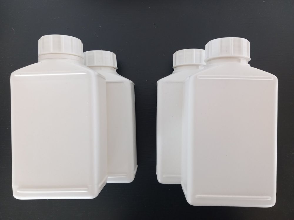Contenitori & Simili: 4 Kunststoffflaschen, weiss, Leer, m.Deckel, für div. Zwecke – Nuovo (secondo la descrizione) da Oensingen venduto da SpiPhEg46 4