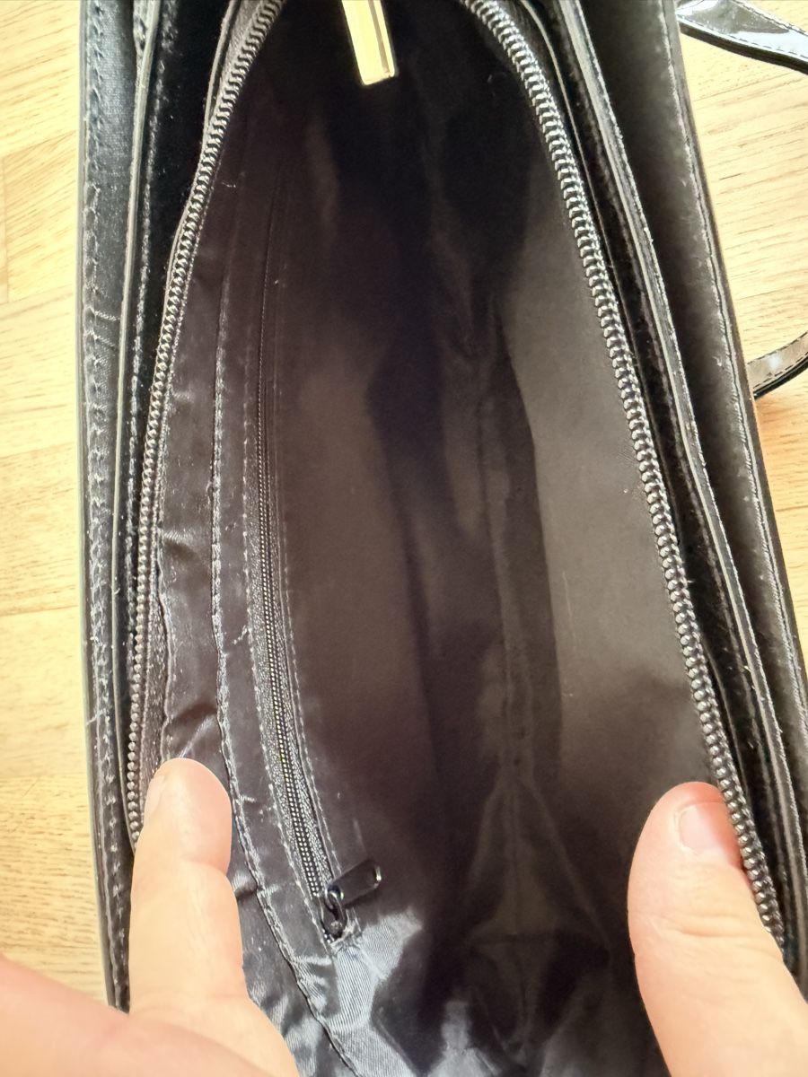 Sacs femmes: Schultertasche schwarz   – D'occasion à Rorschacherberg par pol_2pw7 4