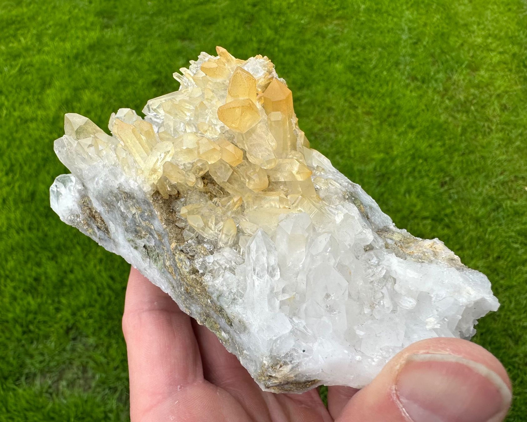 Minerali & Pietre curative: Bergkristall mit Limonit Elm – Usato da Oberuzwil venduto da Crystall0 4
