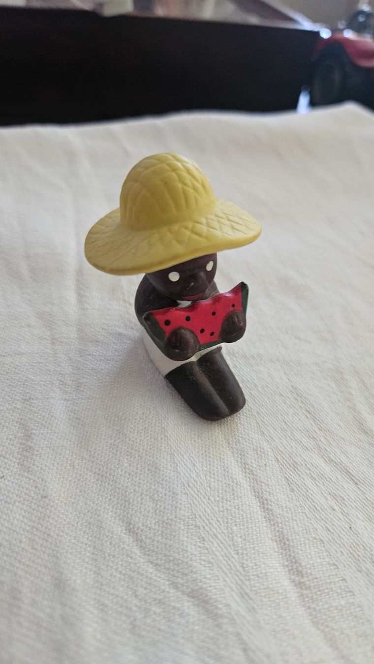 Statuette: Statuetta bambino che mangia anguria – Usato da Melano venduto da H-Sara 2