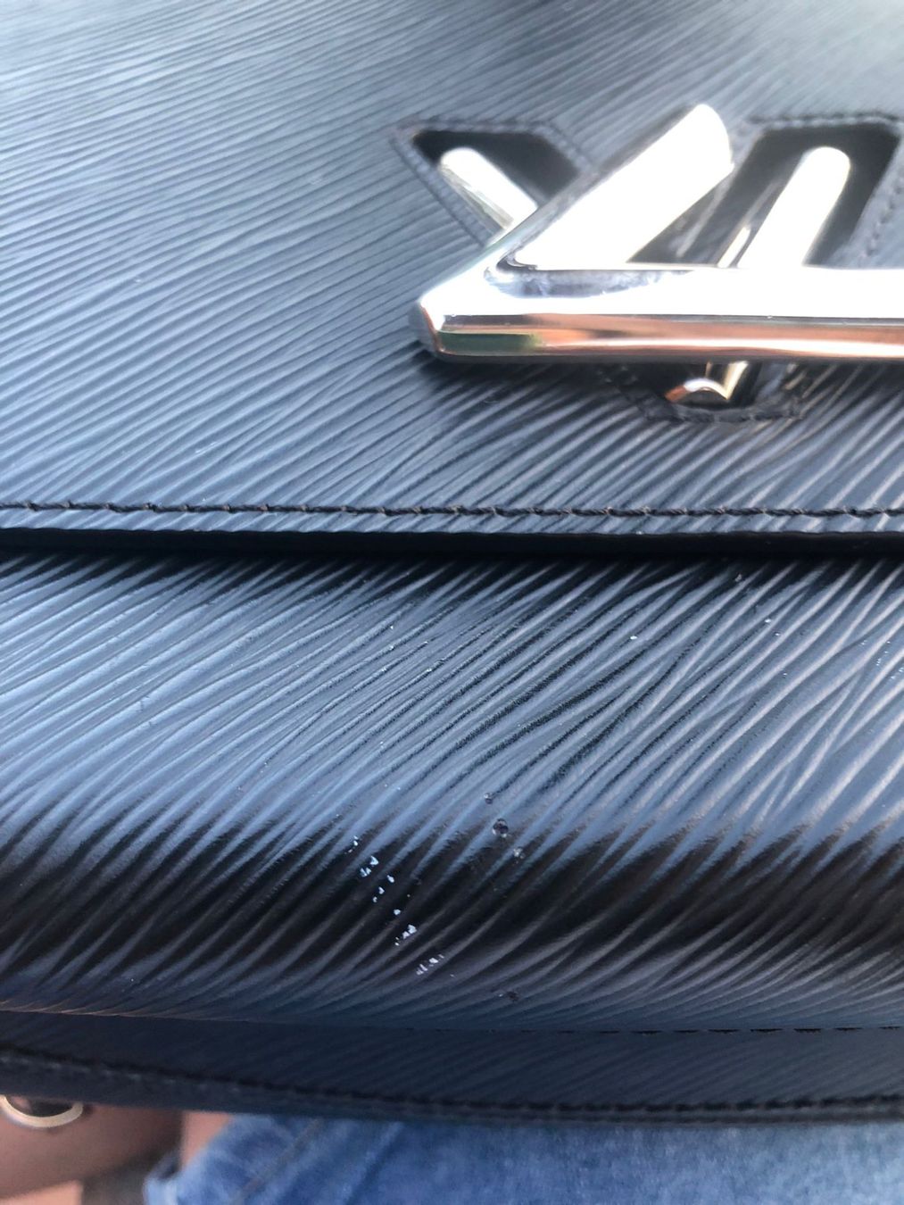 Louis Vuitton Borse da donna: LOUIS VUITTON TWIST ÉPI NOIR – Usato da Ascona venduto da principessacaroline 4