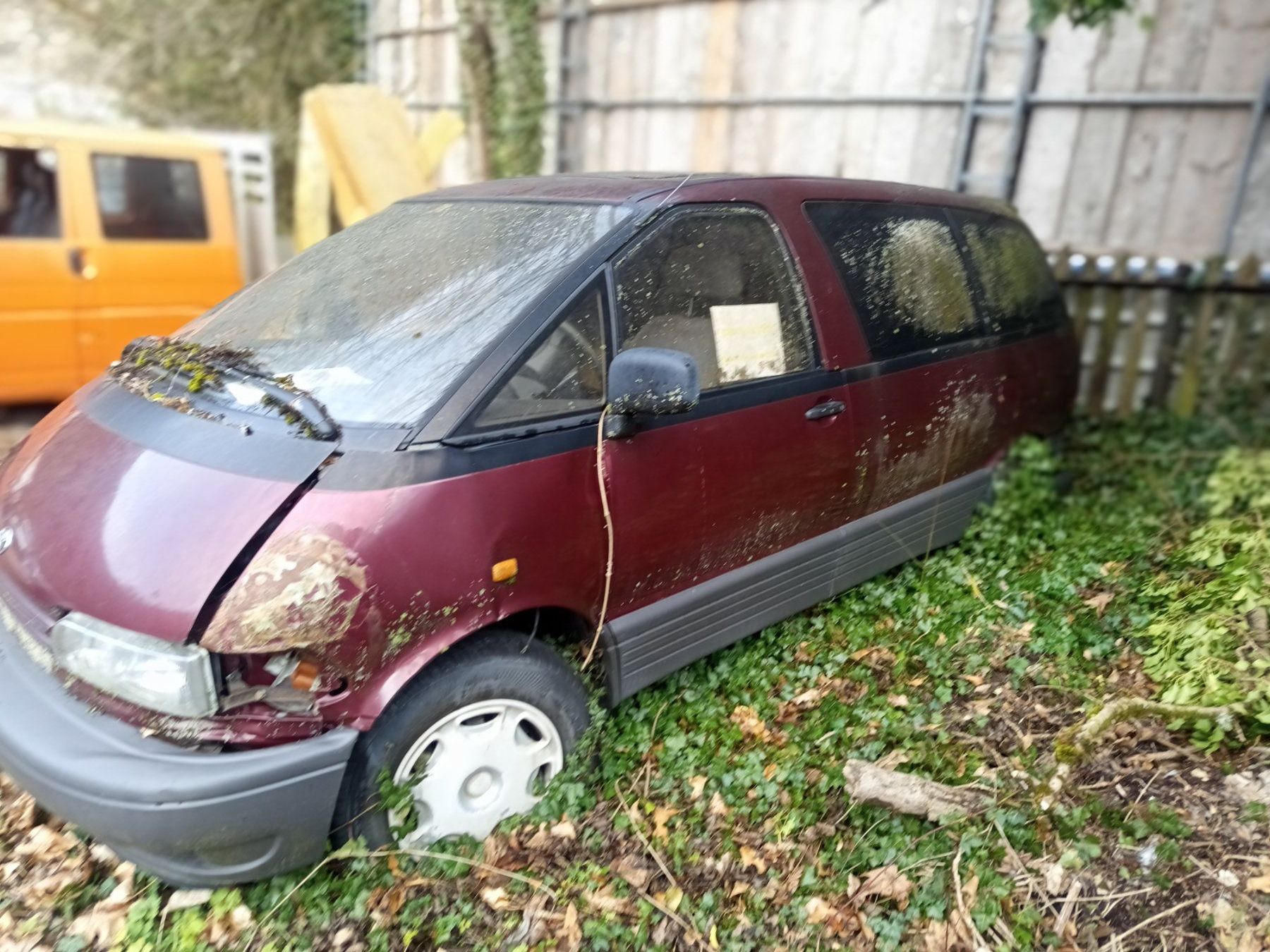 Toyota Automobili: Toyota Previa – Usato da Courrendlin venduto da alu_r525 1