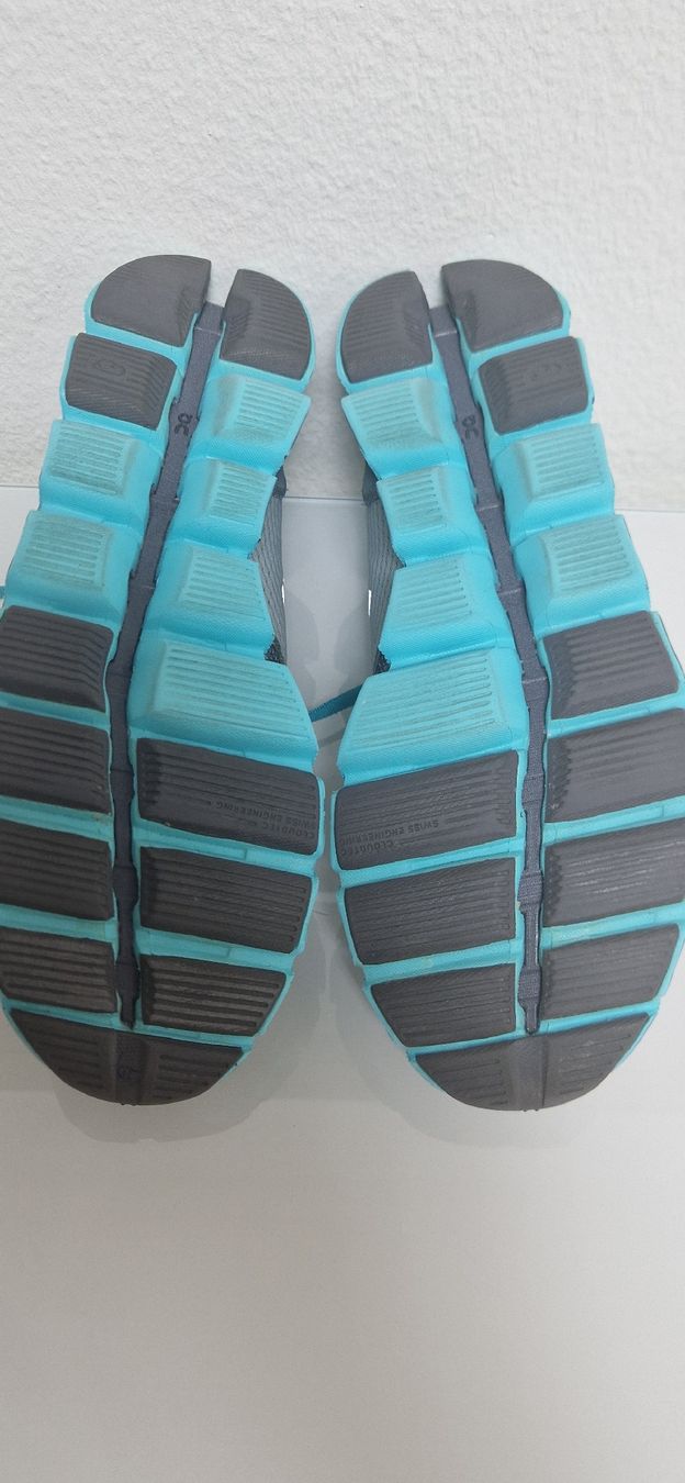 On Damenschuhe: On Cloud – Gebraucht aus Embrach von Musti20 2