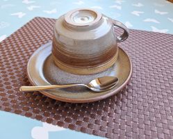 Lot de 6 tasses et sous-tasse fait main