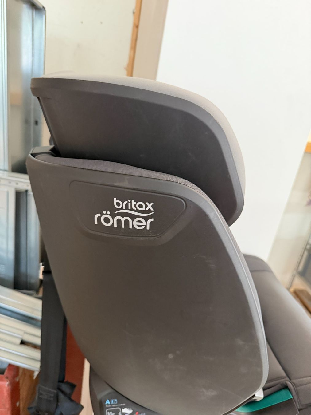 Britax Römer Seggiolini per auto: Kindersitz Britax Römer PREMIUM – Usato da Pfäffikon SZ venduto da xevo_Networks 7
