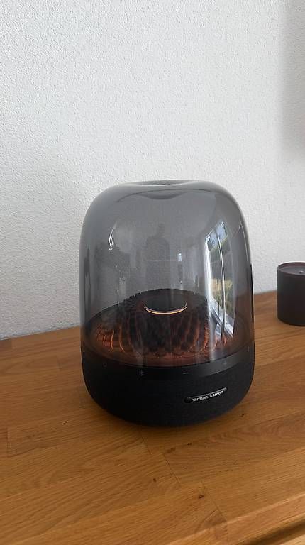 Harman-Kardon Casse acustiche: Harman Kardon Aura Studio Bluetooth Lautsprecher – Usato da Düdingen venduto da Emphilly 3