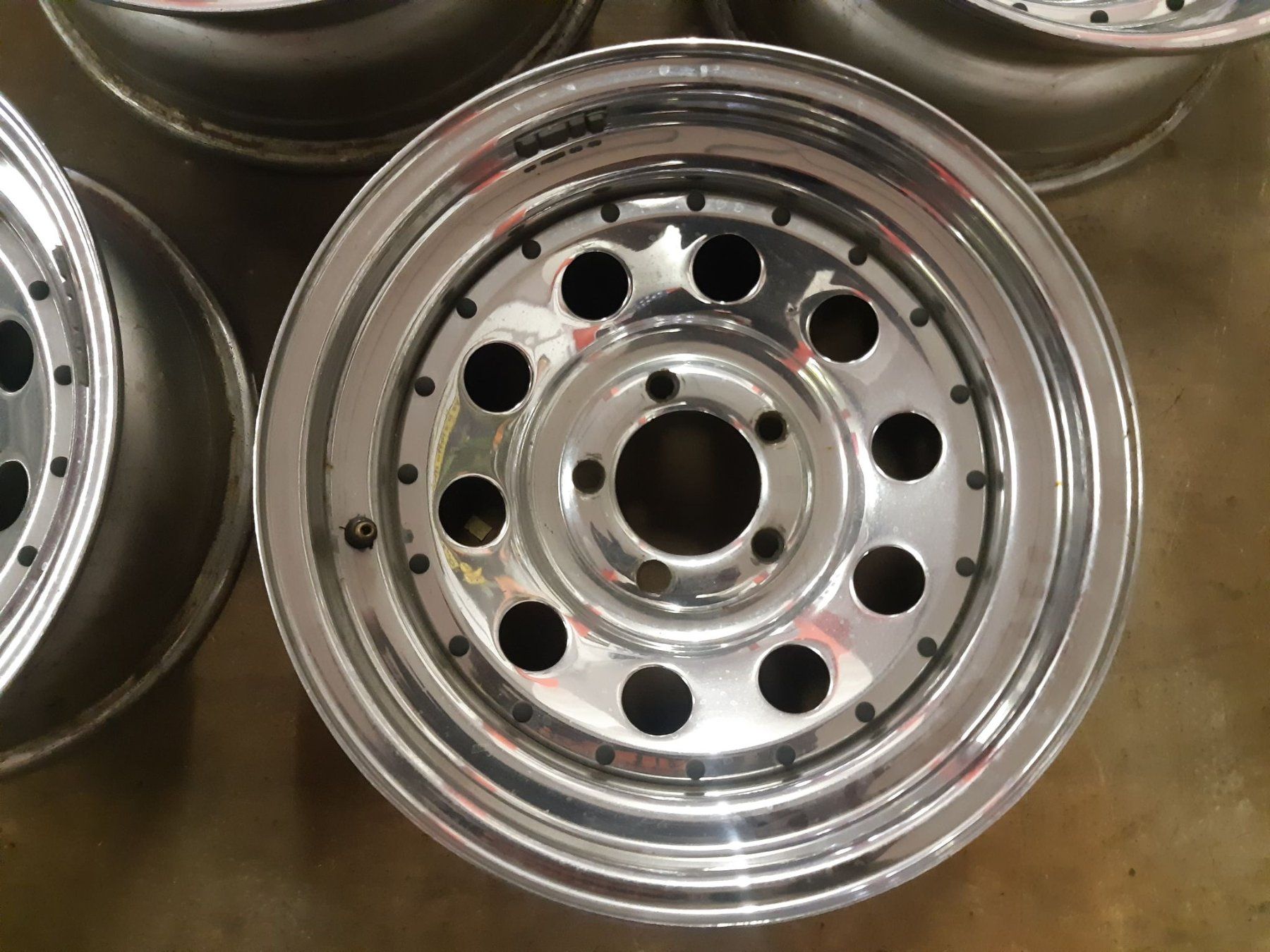 Cerchioni: Chromfelgen für Ford und Mopar – Usato da Niedergösgen venduto da usc_9sk7 3