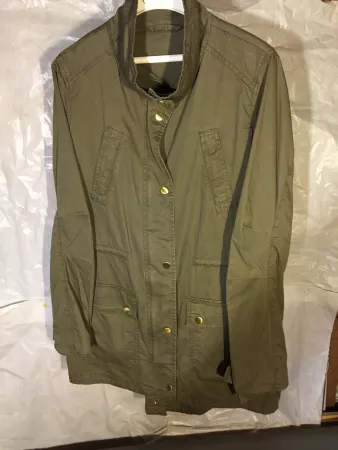 modische Jacke mit Reissverschluss - neuwertig