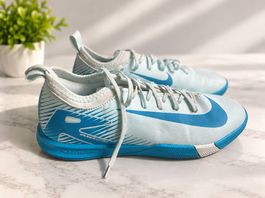  Nike Sportschuhe  Größe 37,5