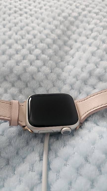 Apple Smartwatch: Apple watch series 7 40mm – Usato da Widnau venduto da PlayTechTown 4