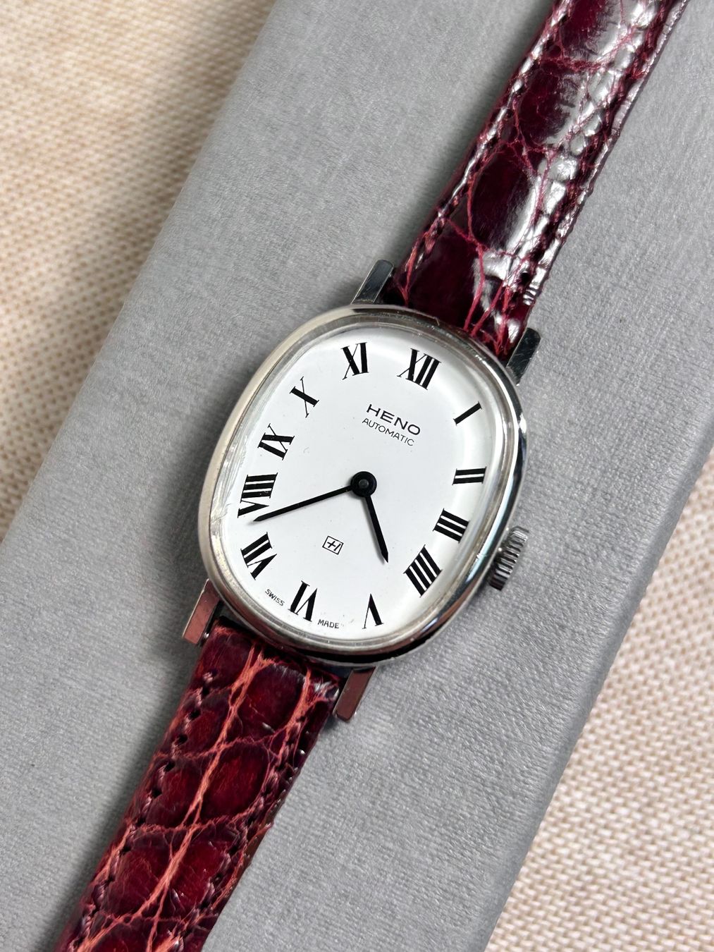 Uhren: Vintage Heno Automatic 22mm - ETA2650 – Gebraucht aus Vevey von Vintage_Analog_Goods 1