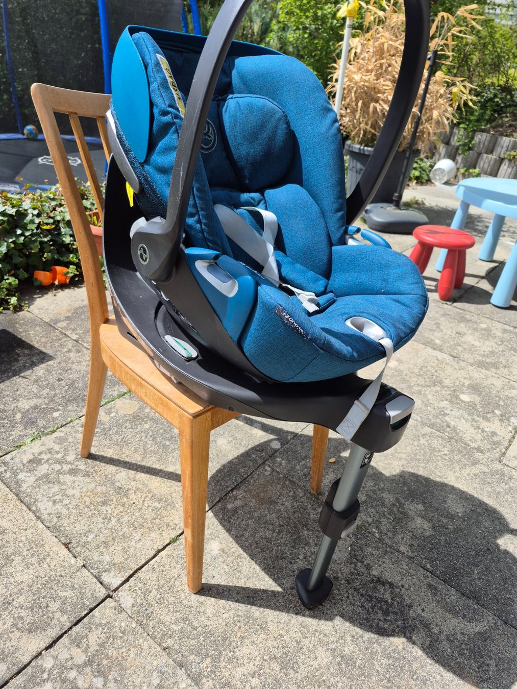 Carrozzine: Lot :poussette, siège auto bébé avec station – Usato da Pery venduto da psride 5