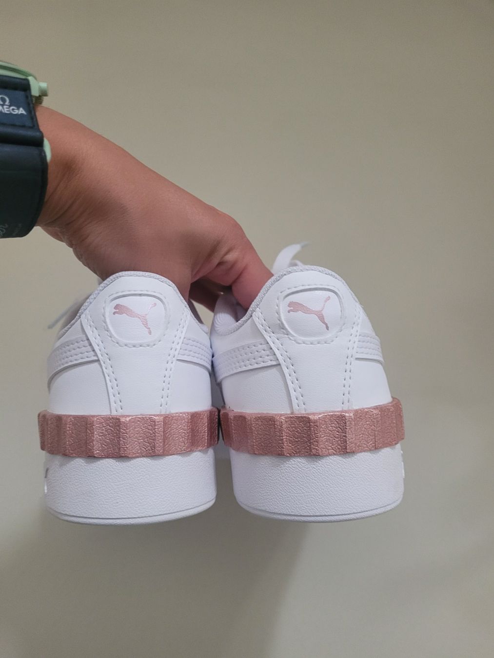 Puma Scarpe da donna: Puma Sneaker Weiss/Rosé, 37 – Nuovo (secondo la descrizione) da Wallisellen venduto da sedlees 4