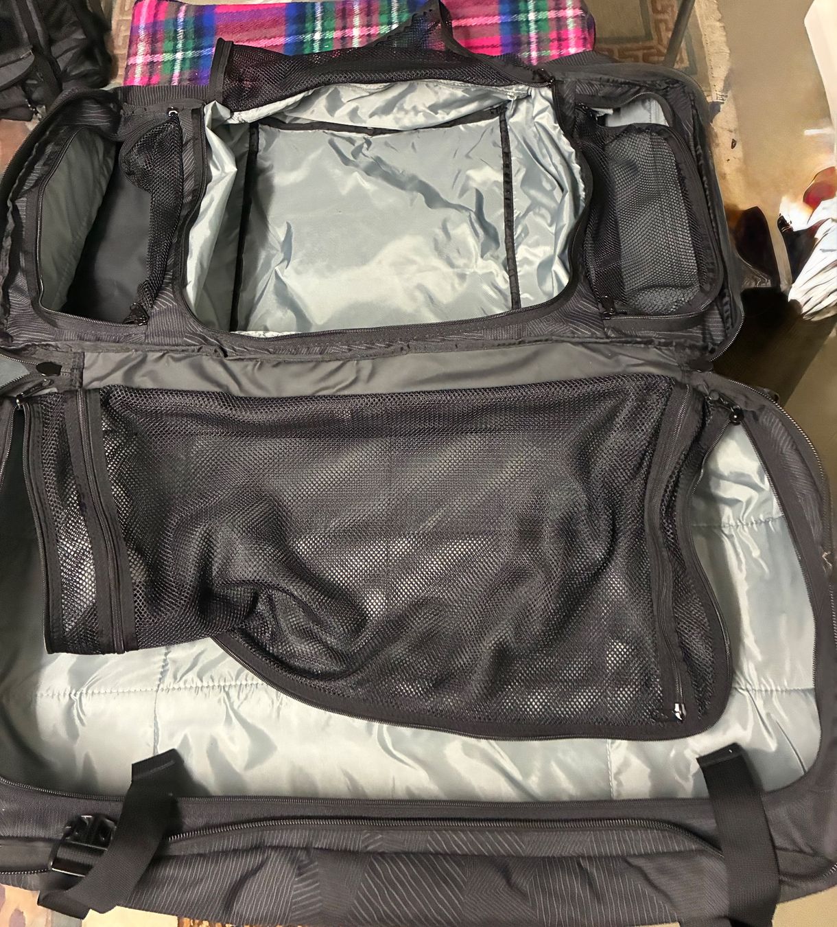 Dakine Valises de voyage: Dakine Reiserollkoffer – D'occasion à Wädenswil par Jhirzel 4
