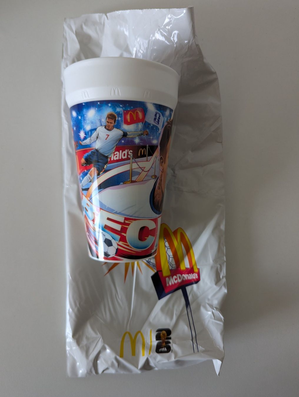 Behälter & Ähnliches: McDonalds FIFA WM Becher World Cup David Beckham – Neu (gemäss Beschreibung) aus Zürich von eflohmi