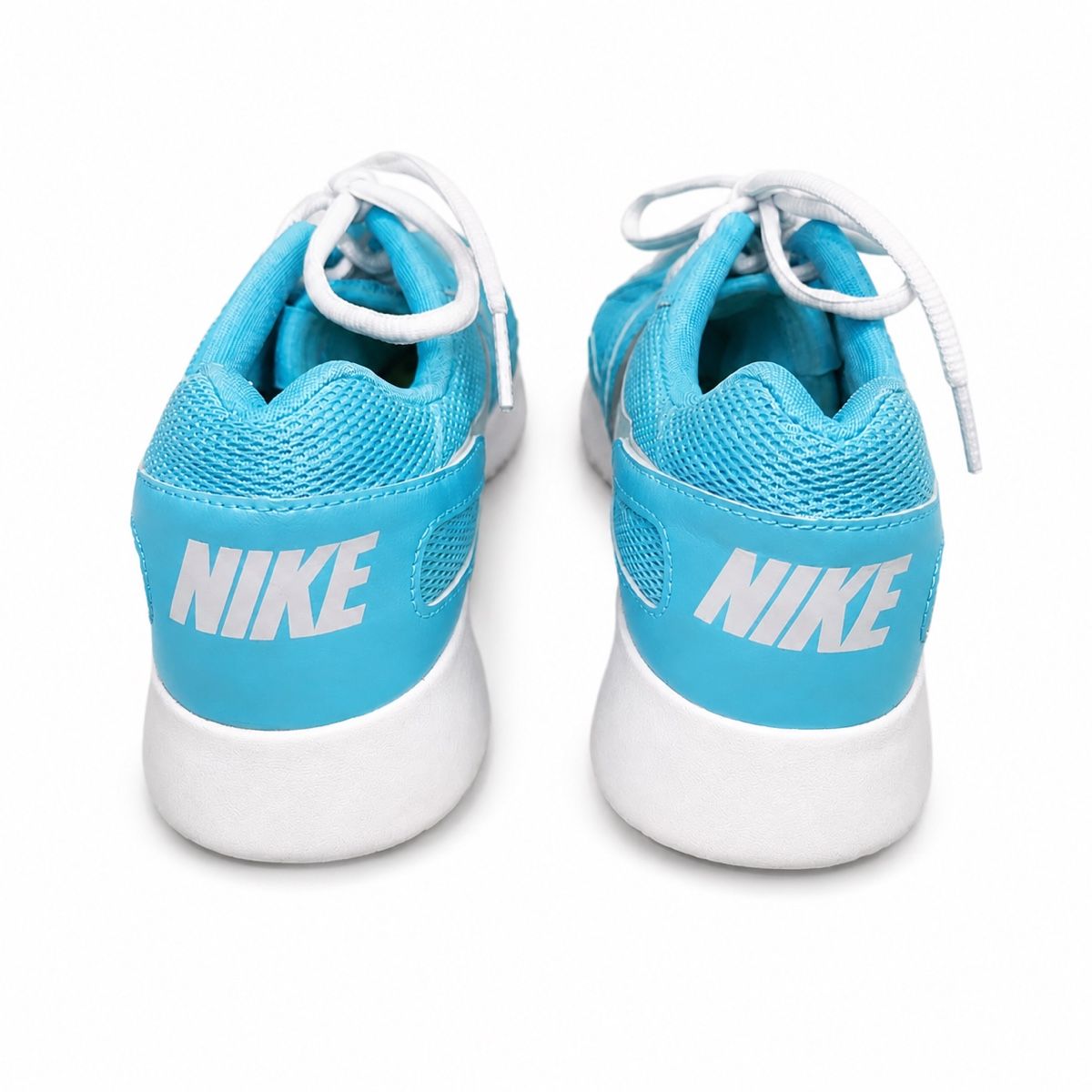 Nike Scarpe da donna: Nike Laufschuhe Damen Grösse 37.5 Hellblau – Usato da Aarberg venduto da LovelyThings_ 1