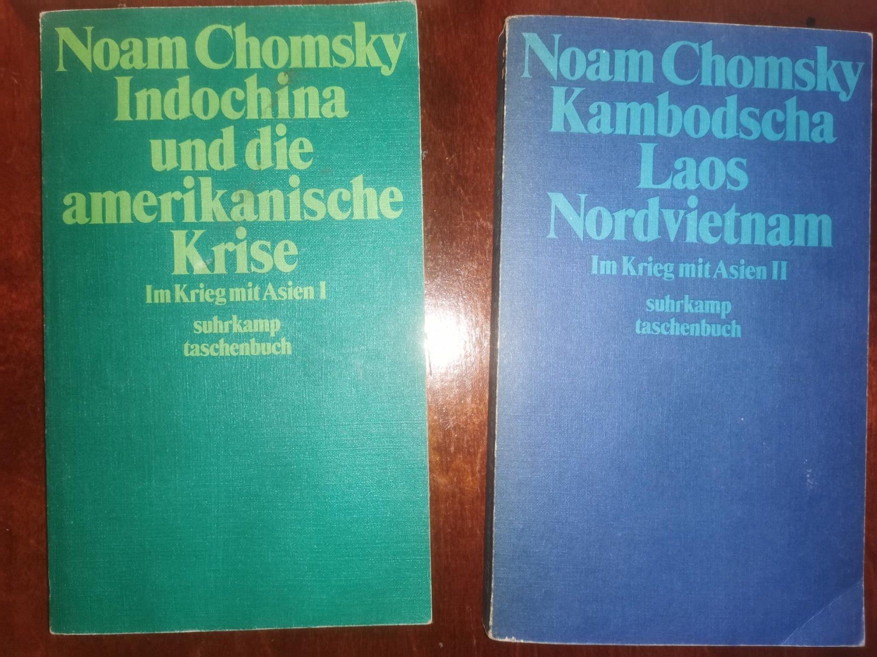 Libri: 4 Noam Chomsky Bücher – Usato da Zürich venduto da grindhouse 1