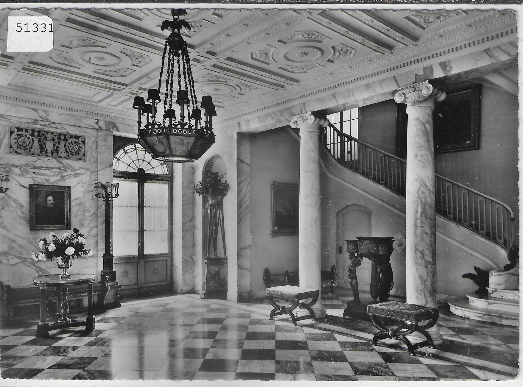 Cartoline postali: Schloss Eugensberg am Untersee - Eingangshalle – Usato da Ettingen venduto da Kartenplanet