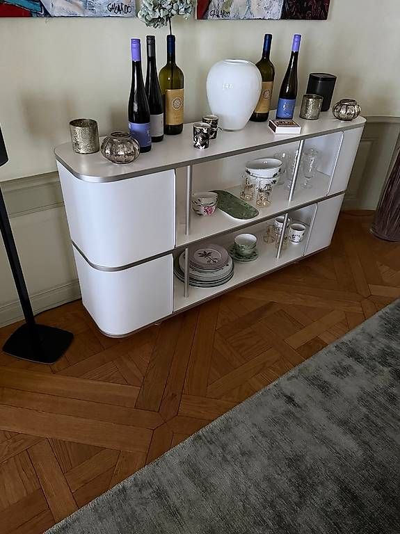 Cassettiere: Sideboard weiss Wogg by Benny Mosimann – Usato da Bern venduto da Martin7299