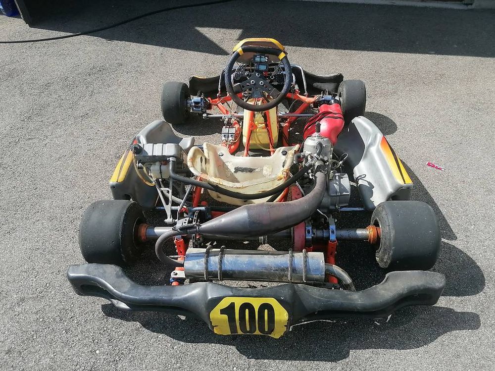 Go-Kart: Kart, Schaltkart, 125ccm, 40PS, Schaltwippen – Usato da Altstätten SG venduto da val_9qyg 7
