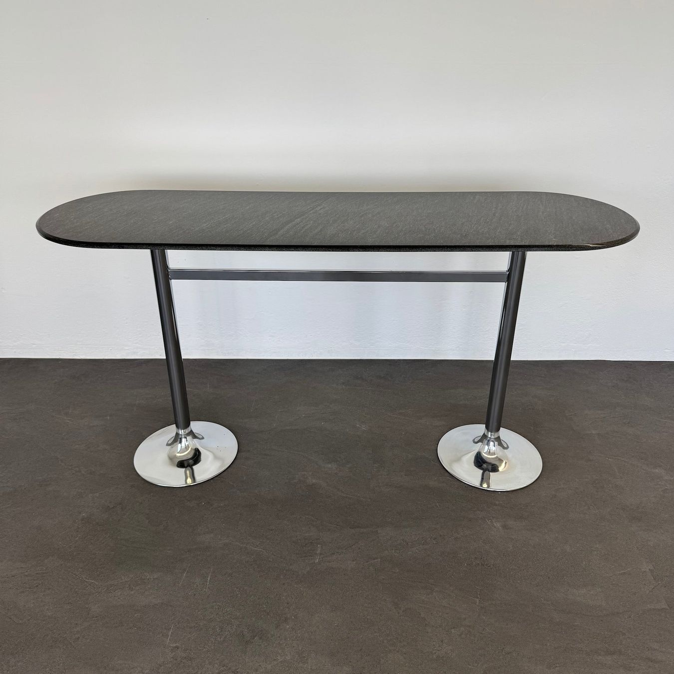 Tavoli: Top Design Eleganto Stehbartisch – Usato da Schönenwerd venduto da mcofficeshop
