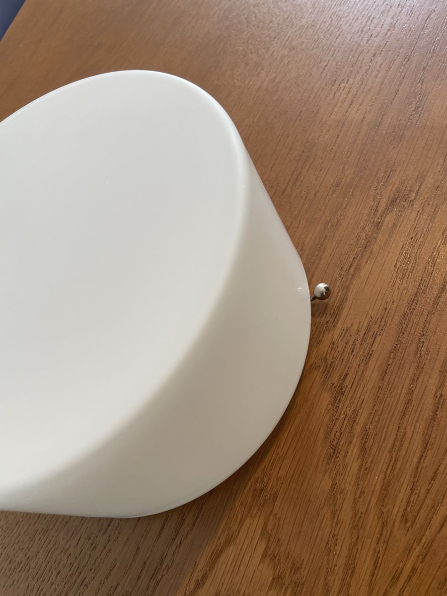 Regent Kronleuchter & Deckenlampen: Regent Opalglas Deckenlampe Wandlampe – Gebraucht aus Basel von RAMSESSOLEIL 1