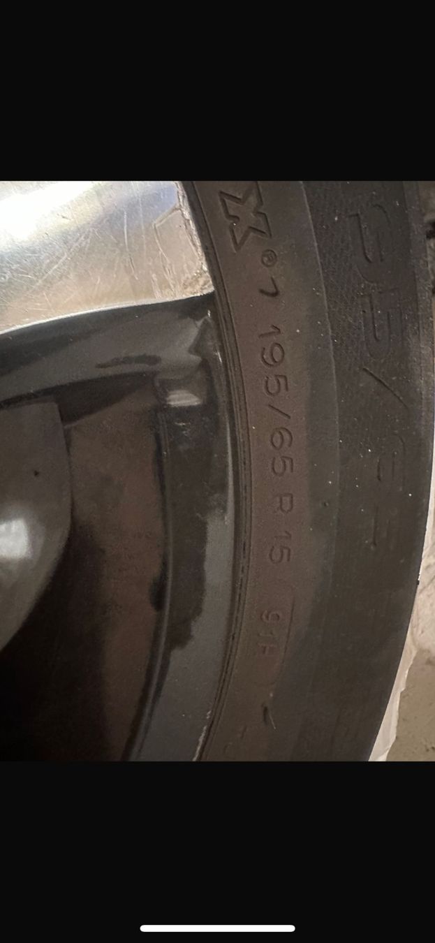 Pneumatici & Ruote complete: Autoreifen: 195/65 R15 – Usato da Zürich venduto da mit_2zd7 1
