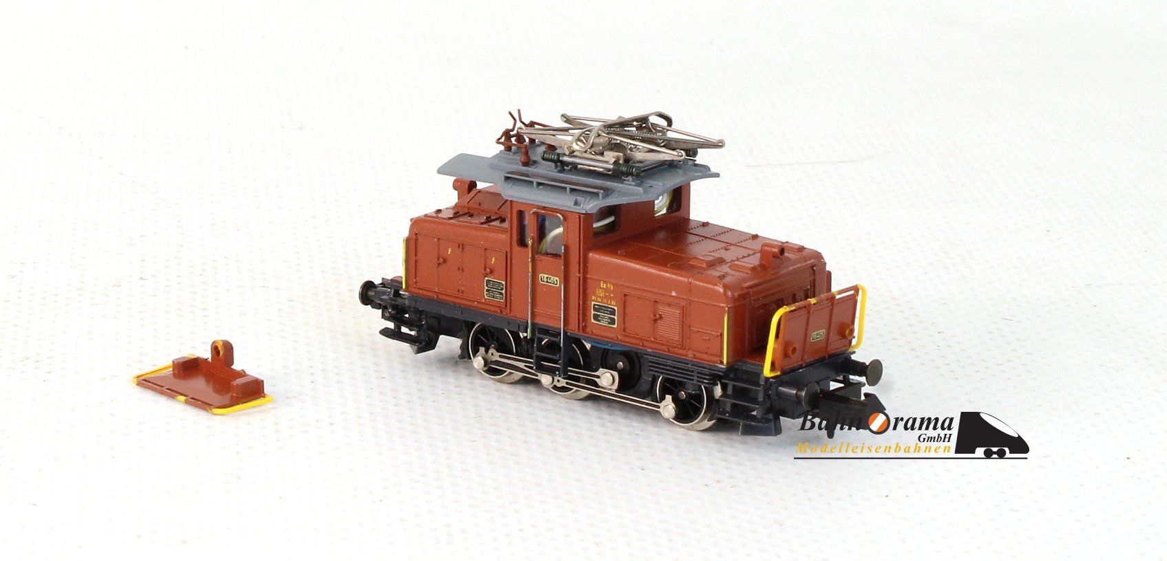 Arnold Modelleisenbahnen: Arnold 2425 Spur N SBB Rangierlok Ee 3/3, Bastelmodell – Defekt aus Bern von Bahnora 1