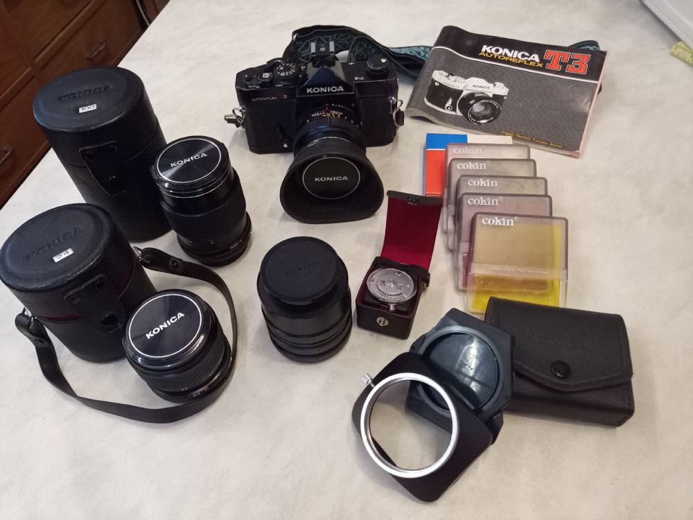 Konica T3 Autoreflex Kamera mit viel Zubehör | Kaufen auf Ricardo