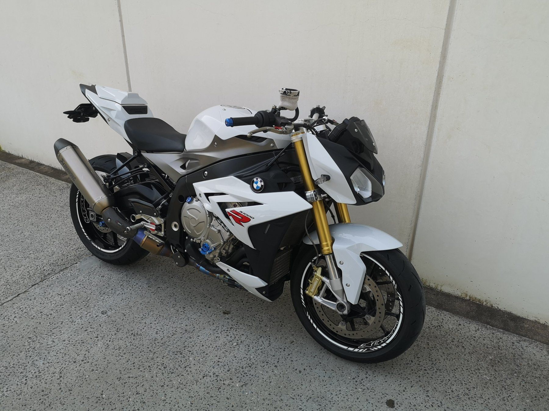 BMW Strada: BMW S1000R – Usato da Losone venduto da NSX
