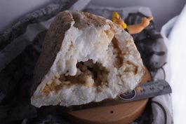 Calcit Geode     Ab 1.-