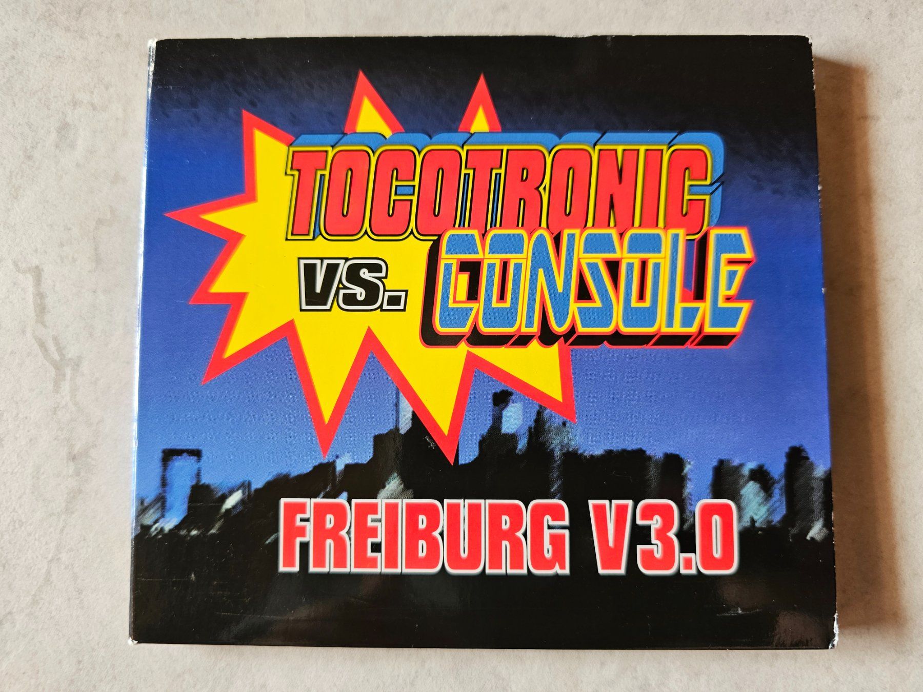 CD: Tocotronic vs. Console  -  Freiburg V3.0 – Usato da Schneisingen venduto da backstore24