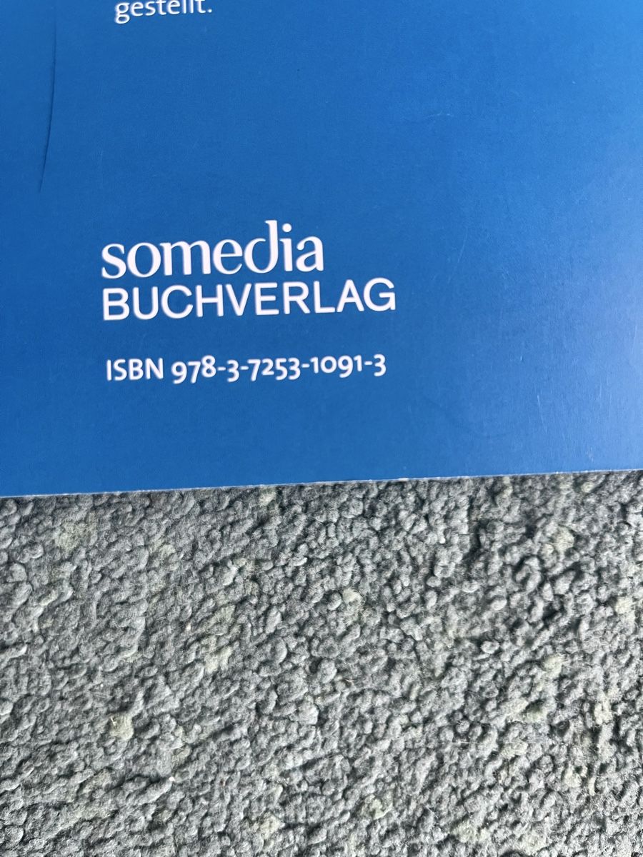Libri: Diverse Wirtschafts Schulbücher  – Nuovo (secondo la descrizione) da Sachseln venduto da suruam01 8