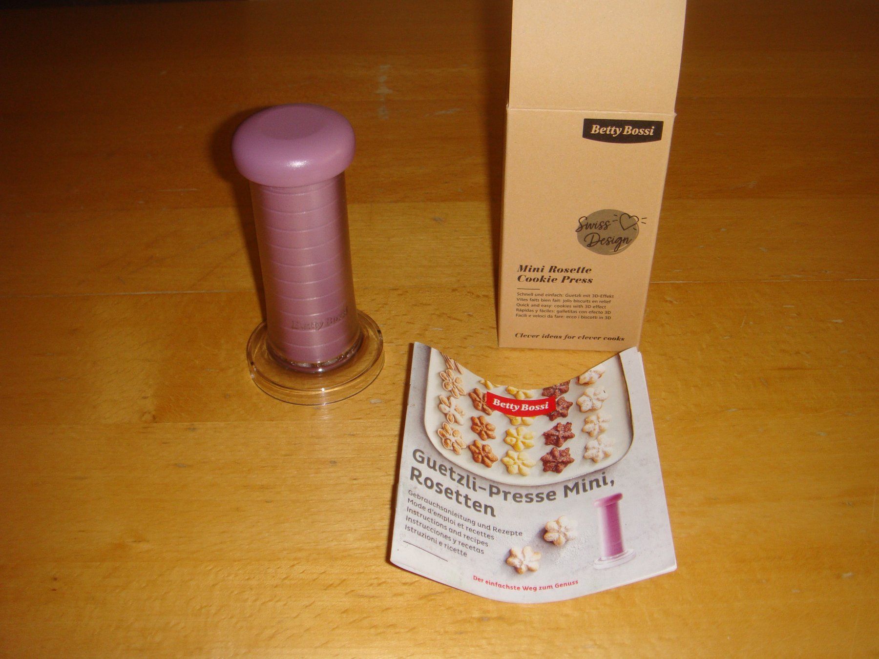 Betty Bossi Teglie da forno: Mini Rosette Cookie Presse Betty Bossi – Nuovo e nell'imballaggio originale da Reinach BL venduto da Maryichbins