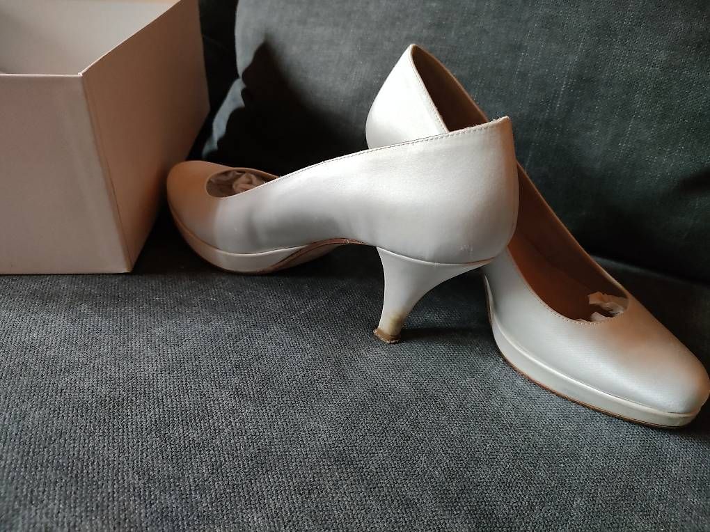 Scarpe da donna: Hochzeits-Schuhe Gr. 37 – Usato da Brienz BE venduto da fan_13 1