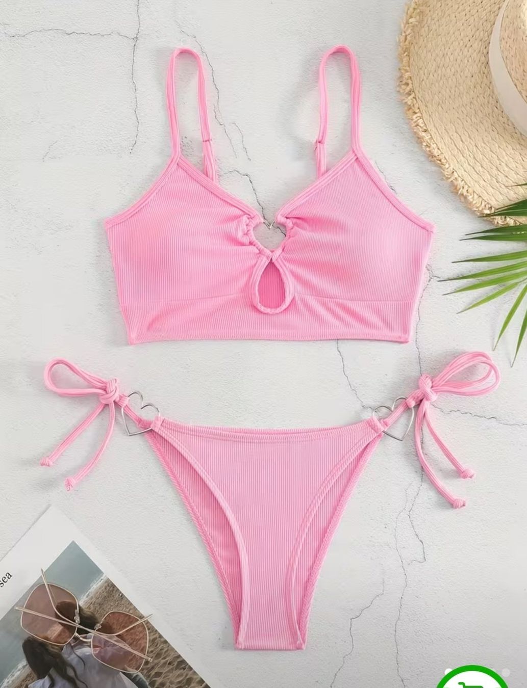 Badekleider & Bikinis: Bikini rosa Gr. L mit Herz Anhänger – Gebraucht aus Erlinsbach SO von ULIKH