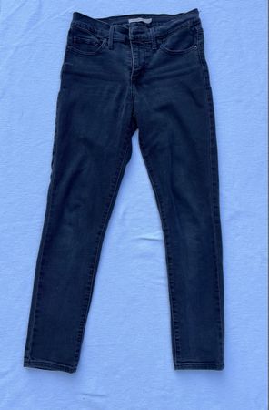 Levi’s 311 Shaping Skinny Jeans W26 L28 Damen