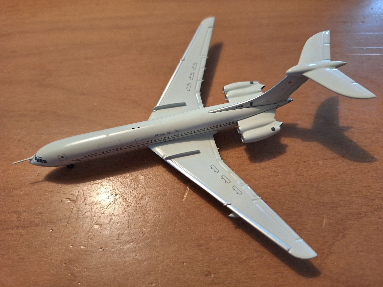 Kit di modellismo & Modellini statici: VC-10 Royal Air Force 1:400 SV108 – Usato da Sargans venduto da nicsam1815 1
