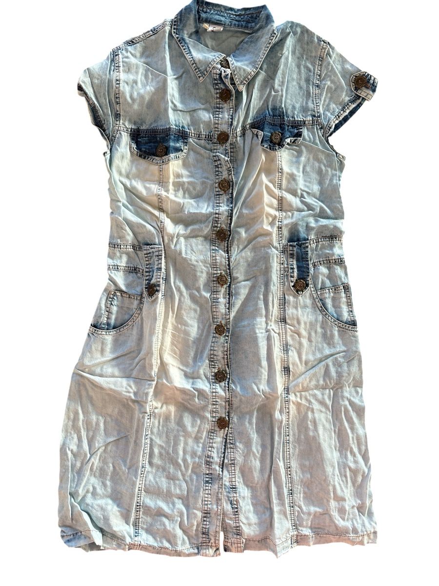 Kleider: Robe – Gebraucht aus Dotzigen von SecondHandGems