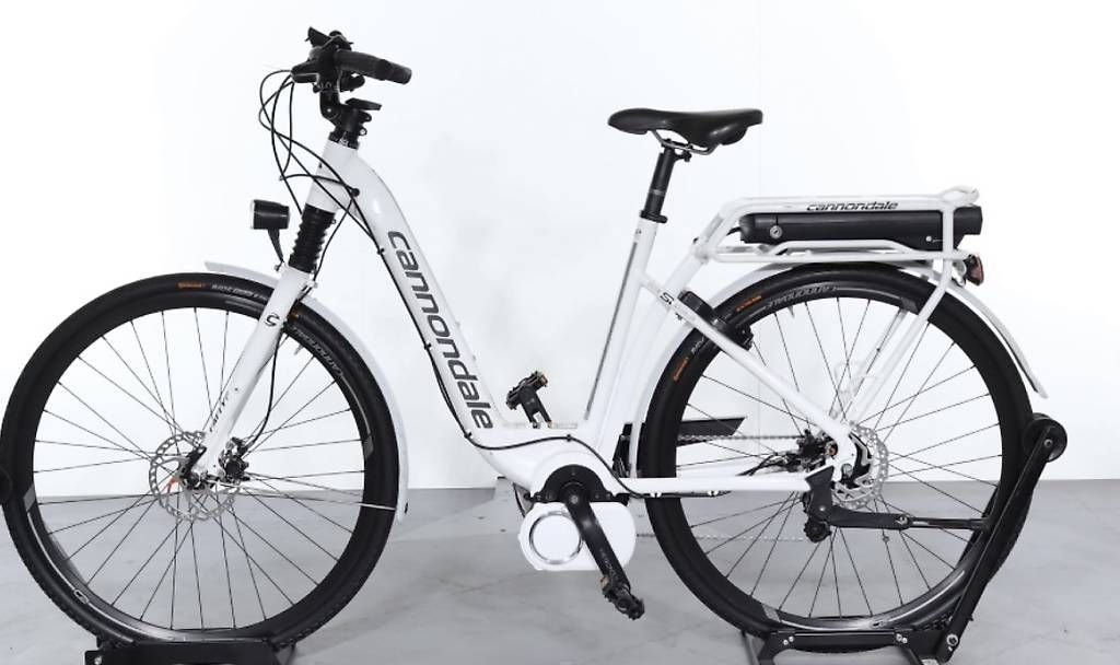 Cannondale Biciclette: Cannondale E-Series Trekking-Modell – Usato da Büron venduto da TinaSa