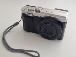 Panasonic Lumix DC-TZ96 Silber Kompaktkamera 30x Zoom