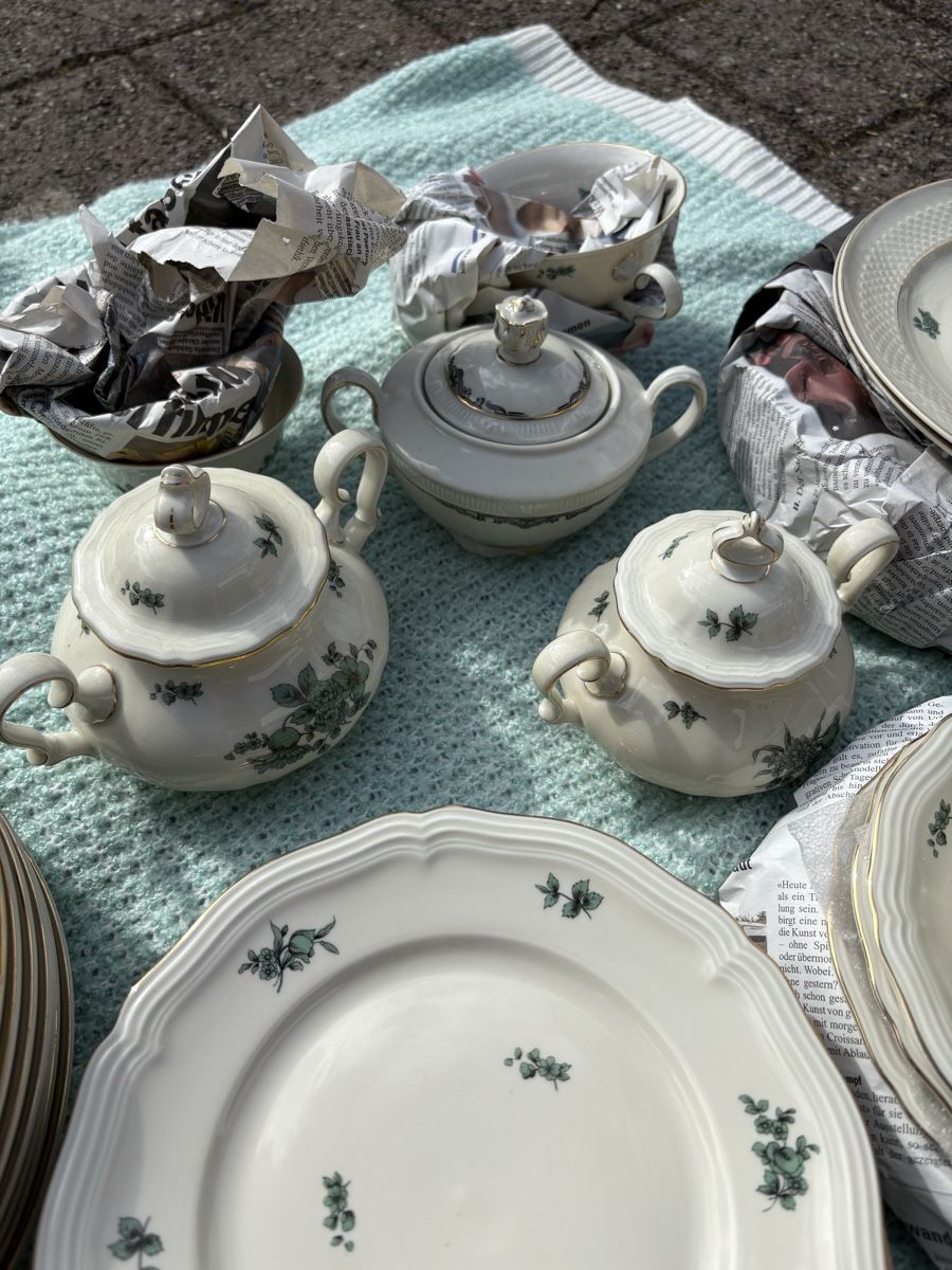 Rosenthal Set di piatti: Rosenthal und Thomas Ivory Service Geschirr – Usato da Dietlikon venduto da Ausloeser 2