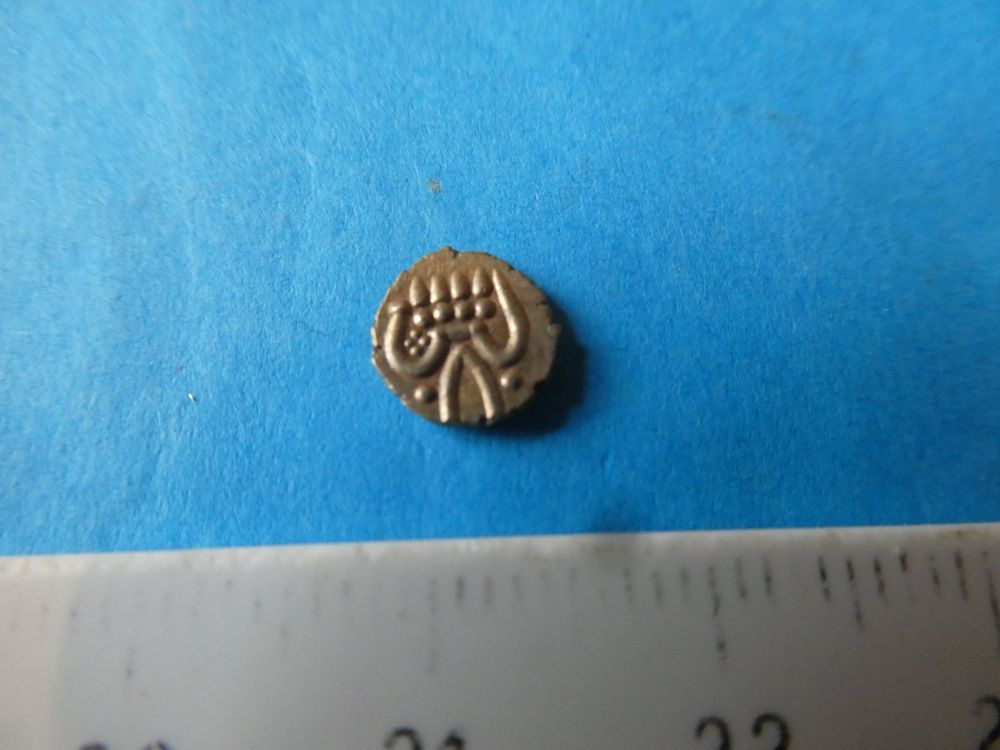 Südindien, Gold-Fanam, 0.40 g mit Zertifikat (Gebraucht) in Hinterforst ...