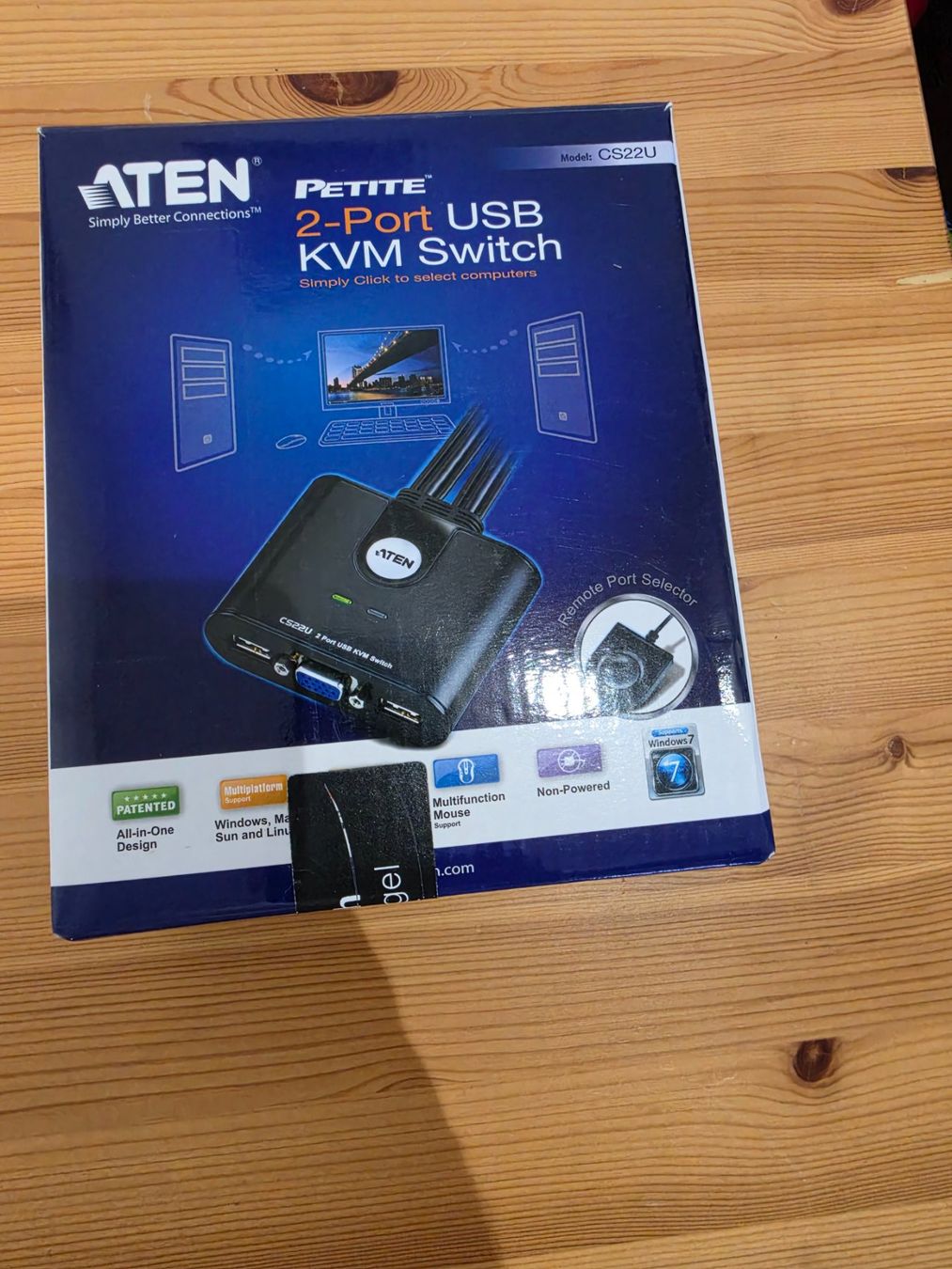 Hubs & Switches: ATEN CS22U 2 Port USB KVM Switch – Gebraucht aus La Tour-de-Peilz von Gbes 2