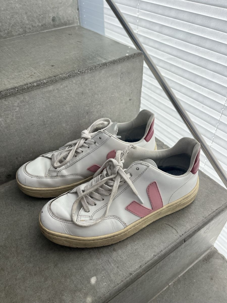 Veja Scarpe da uomo: Veja Sneaker in Rot/Rosa – Usato da Kilchberg ZH venduto da sop_5xjv 2