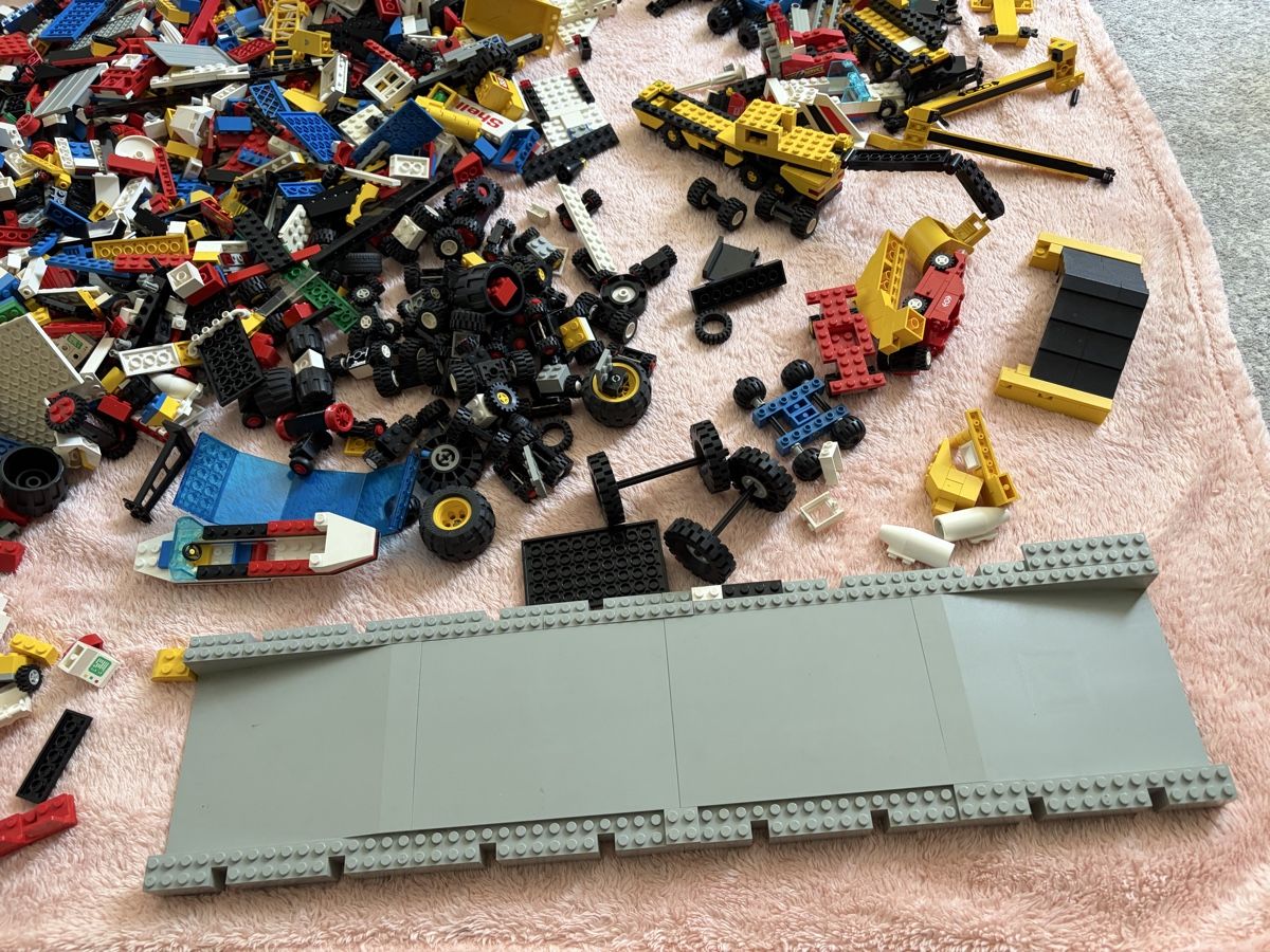Lego Jouets: 7.5 kg Lego Bausteine bunt gemischt  – D'occasion à Sevelen par gsandax 1