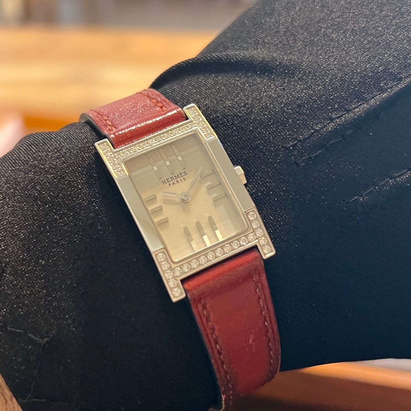 Hermès Uhren: Hermès Tandem Diamond Bezel TA1.230 – Gebraucht aus Carouge GE von Watchaser 3