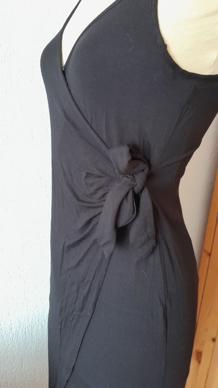 Vestiti: Wickelkleid von even & odd – Nuovo (secondo la descrizione) da Innerthal venduto da System_of_a_down 2
