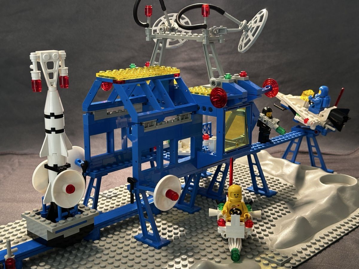 Lego Giocattoli: Lego 6971 Inter-Galactic Command Base (1984) – Usato da Bellinzona venduto da Alby_C. 1