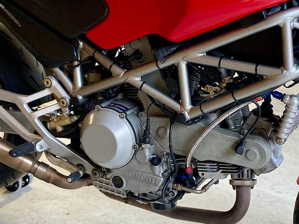 Ducati Strada: Ducati Monster 1000 i.e. – Usato da Wasen im Emmental venduto da Starlion 3
